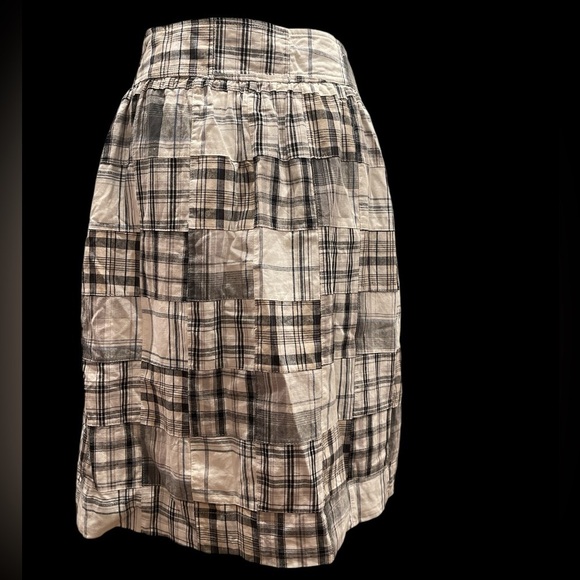 MOVINT M plaid patchwork front zip/button pocketed lined skirt - Picture 4 of 7